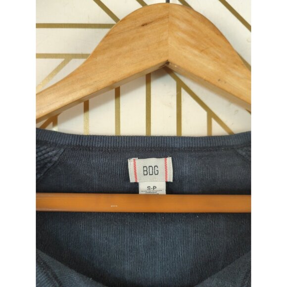 URBAN OUTFITTER'S BDG Women's Viv Spliced Notch Neck Tee Thermal Size Small - Picture 4 of 7